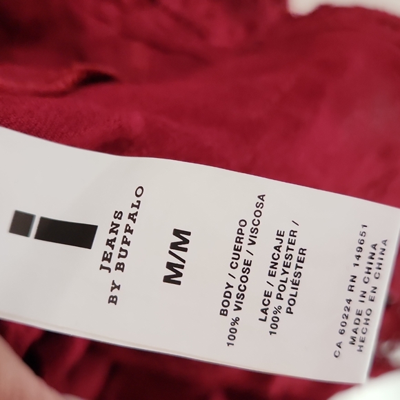 Cold Shoulder Top - Picture 8 of 8